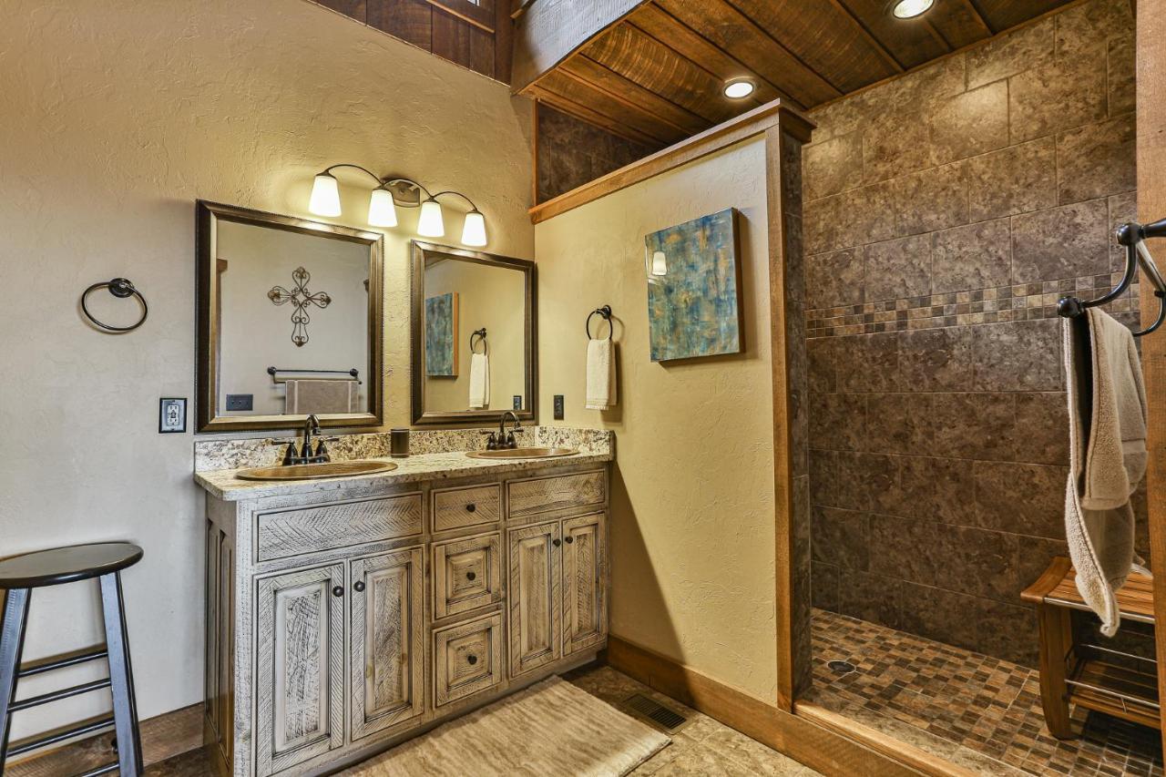 Villa Eagles Crest - Long Range Layered Mountain Views In Peaceful Neighborhood! Mineral Bluff Esterno foto
