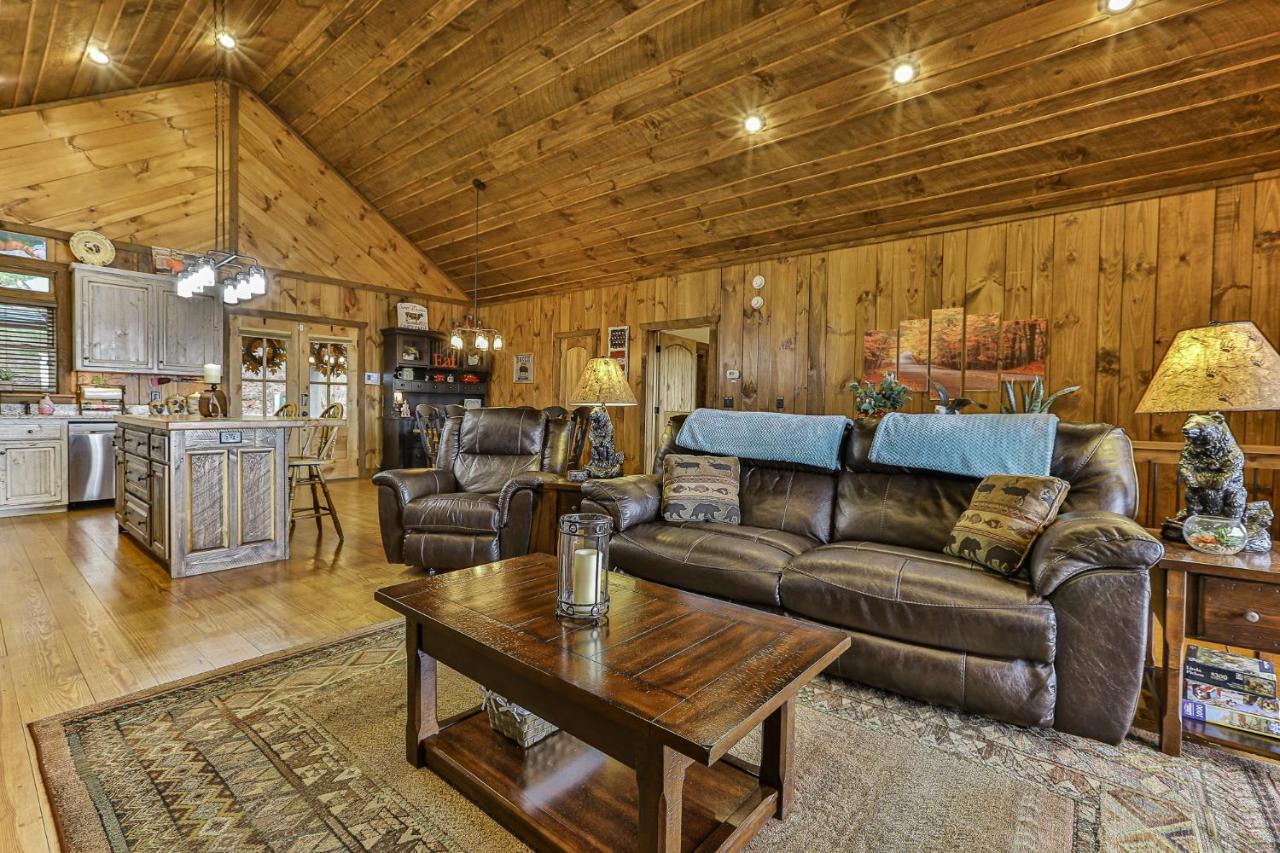 Villa Eagles Crest - Long Range Layered Mountain Views In Peaceful Neighborhood! Mineral Bluff Esterno foto