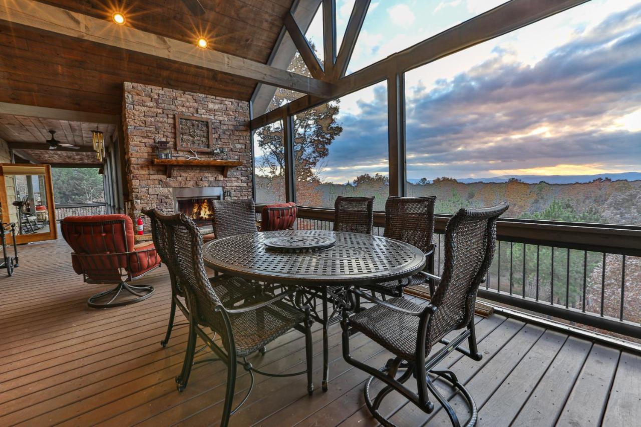 Villa Eagles Crest - Long Range Layered Mountain Views In Peaceful Neighborhood! Mineral Bluff Esterno foto